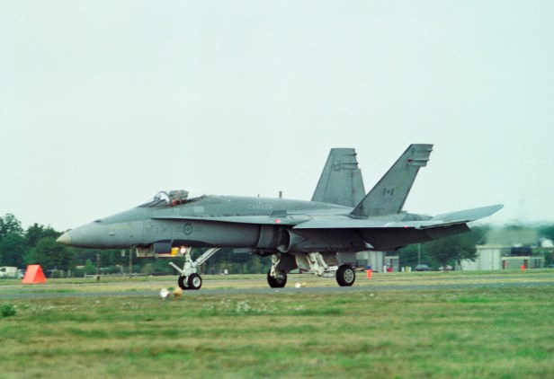 188751_mcdonnell_douglas_cf-188a_hornet_28cf-18a29_28cn_0362_a30329_canadian_armed_forces-_28564411946929