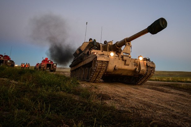 1280px-1_yorkshire_regiment_281_york29_battlegroup_conducting_live_firing_during_exercise_prairie_lightning._mod_45158826