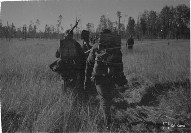 JR. 50 etenee kahlaten vetelällä suolla n. 15km.