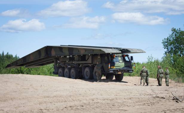 Sisu E15 TP-L Leguan bridge Saber Strike 18 - Maavoimat FB